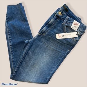 Joe’s hi(rise) honey!